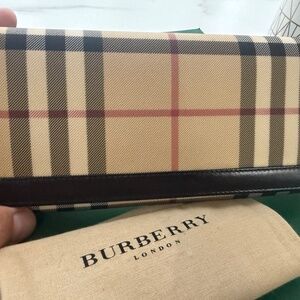 Burberry long wallet